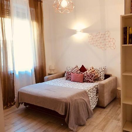 Joy House -Central City Near Metro Arco Della Pace Brera-Entire Apartment Perfect For Work & Play, Nightlife With Ac & Fast Wifi Welcome To The Cool Joy House! Milan Exterior photo